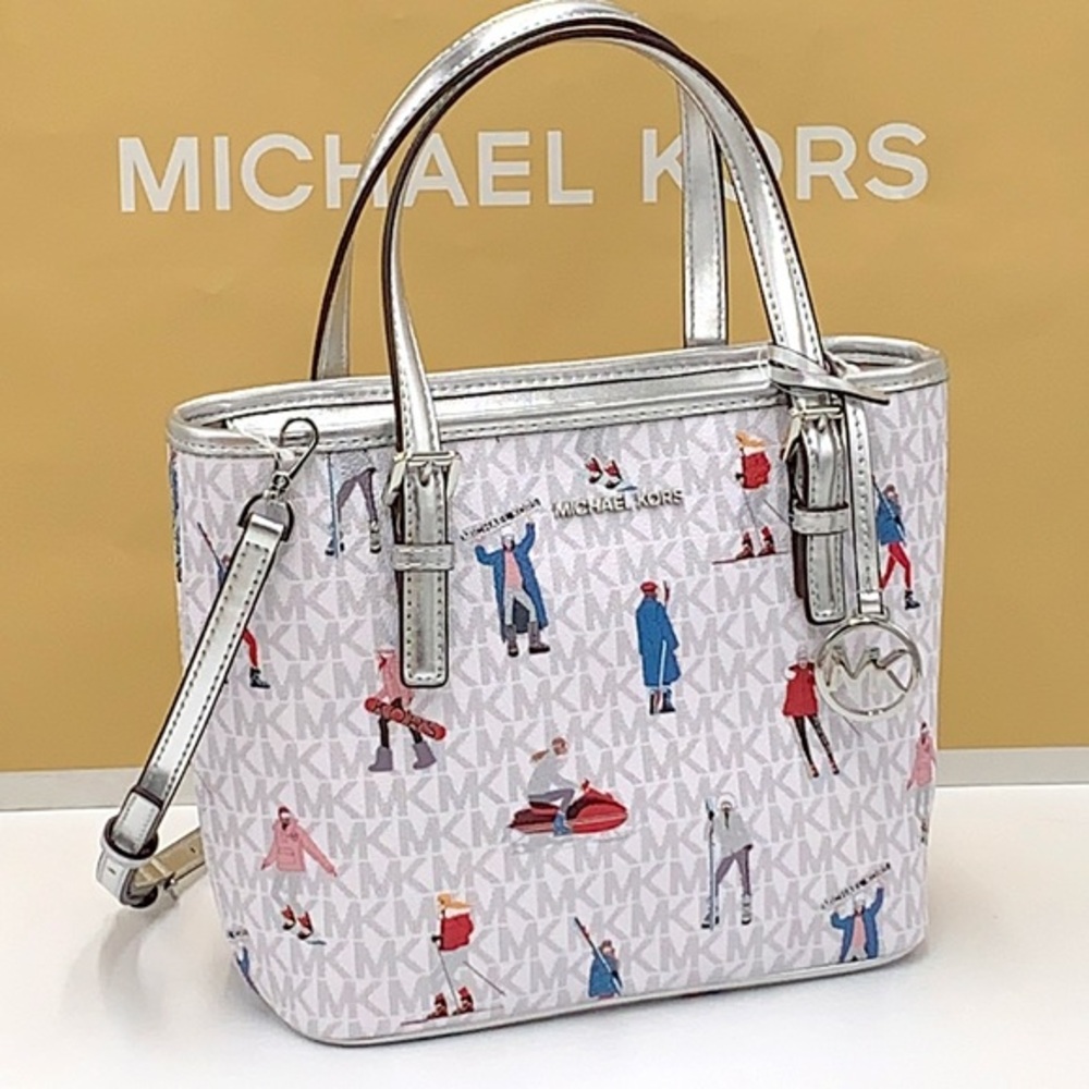 Michael Kors Jet Set Girls Print White Signature XSMALL Carryall Top Zip…